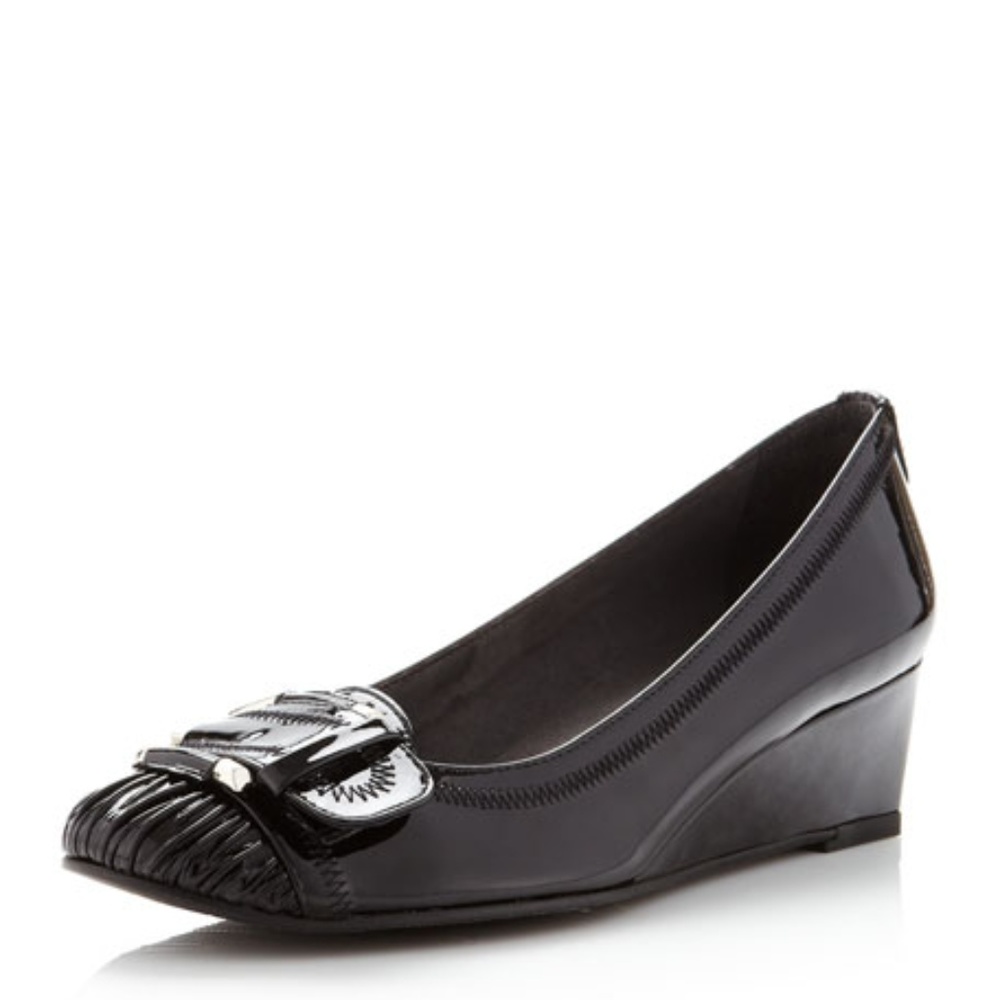 Stuart Weitzman Pleatolo Ruched-Toe Wedges